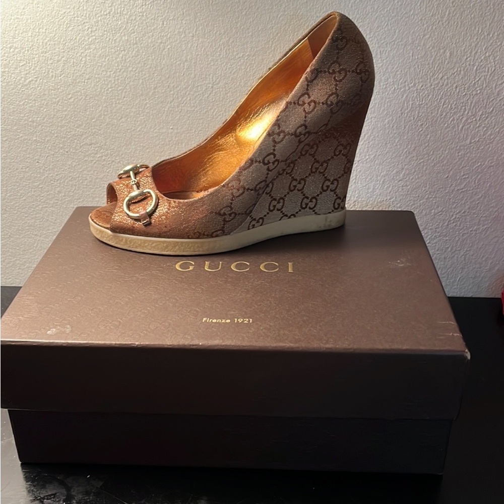 Gucci Brown Leather Wedges with Platform Soles